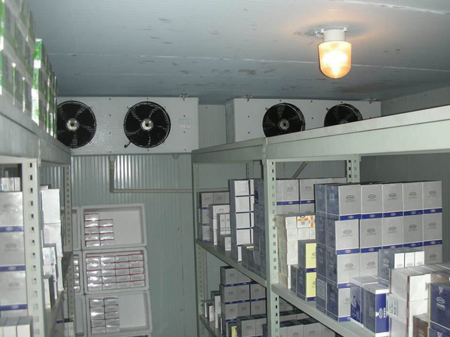 20立方小型醫(yī)藥冷庫(kù)安裝