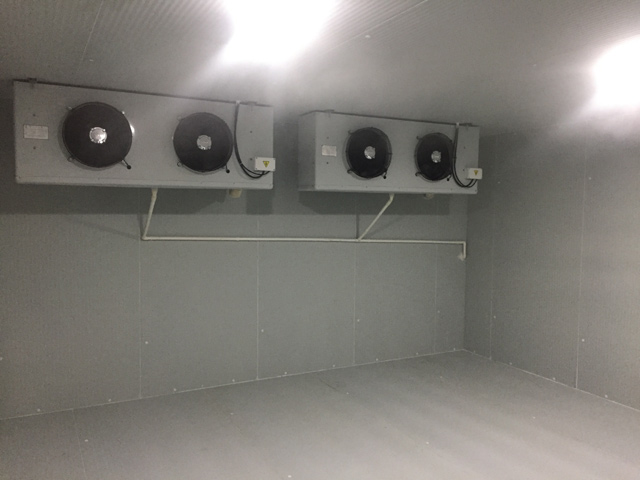 冷庫(kù)庫(kù)體安裝現(xiàn)場(chǎng)