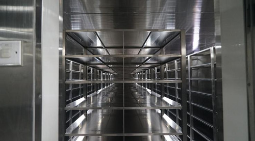 修正藥業(yè)小型醫(yī)藥冷庫